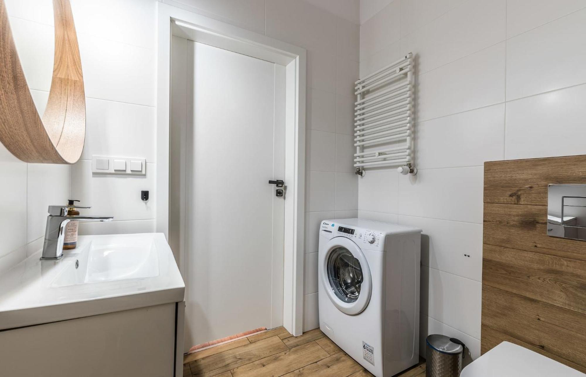 Rent Like Home - Walonska 15 Wroclaw Exterior photo